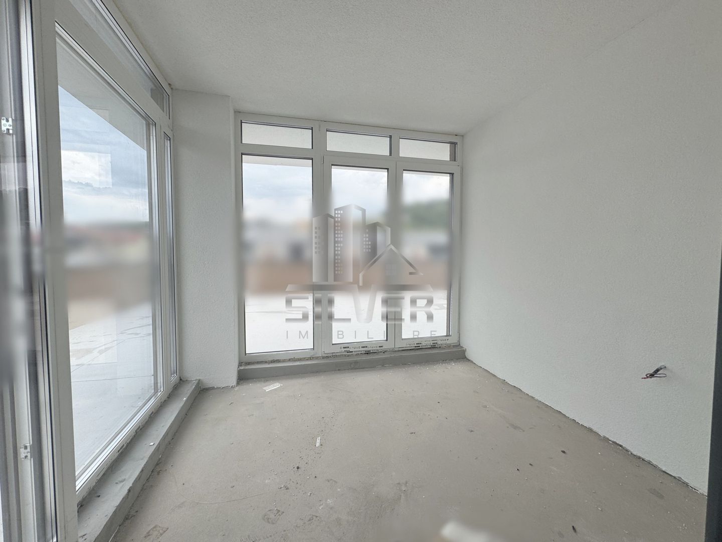 Apartament cu 4 camere+terasa 88mp+parcare/zona Eroilor. - Poză 11