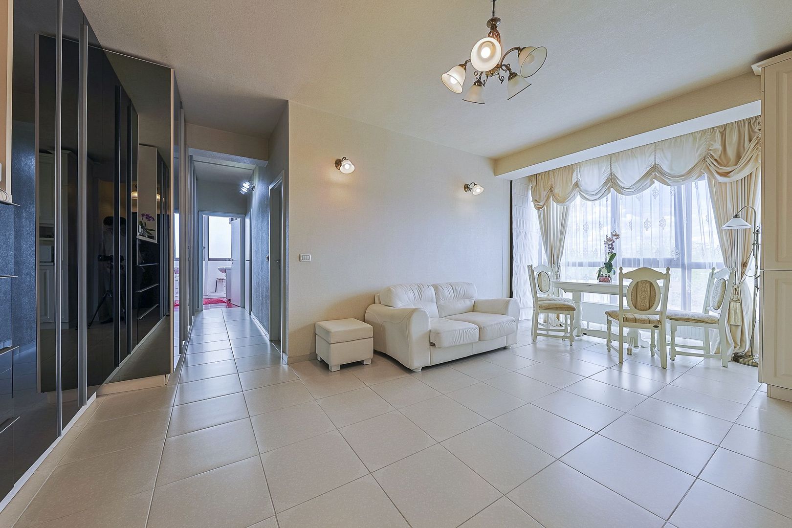 Apartament mobiliat si utilat - zona Semicentrala - Poză 3