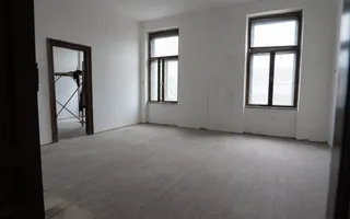 De vanzare Cladire bloc Istoric Central Arad D+P+E+M curte proprie - Poză 17