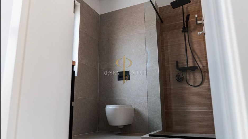 Casa individuală -4 camere - Giroc - Poză 11