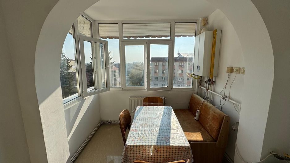 Apartament 3 camere 60 mp bloc 1980 central Filipesti de Padure! - Poză 19