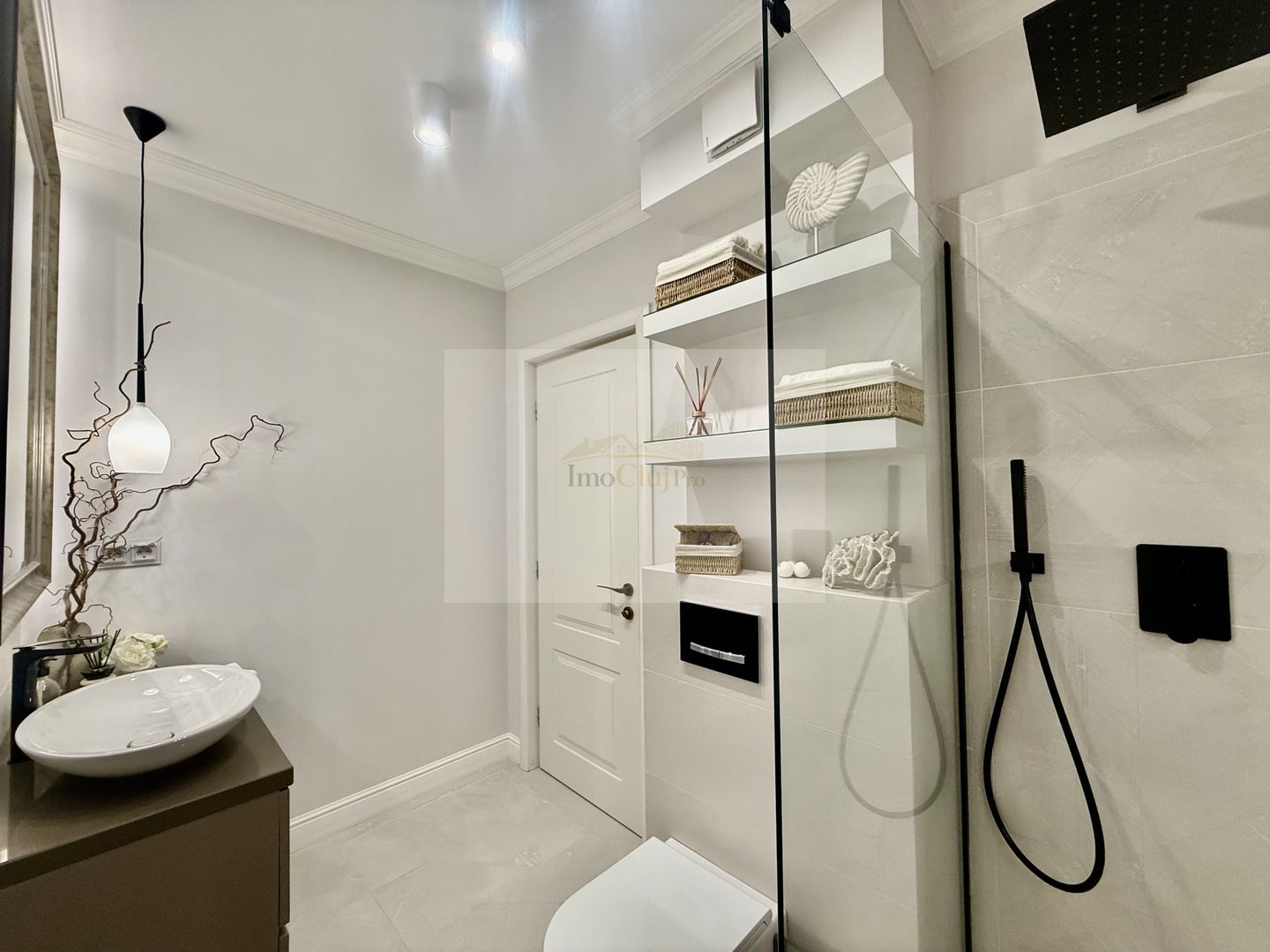 Inchiriere 2 camere | Cartier Buna Ziua| Terasă | Parcare - Poză 23