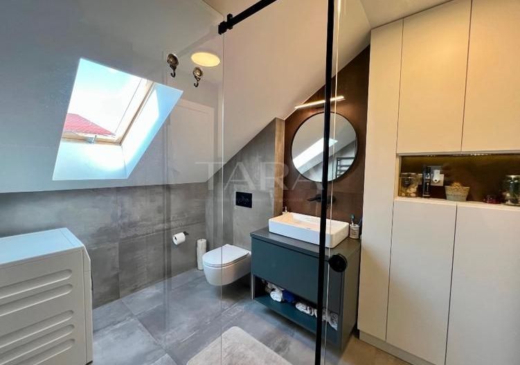 Confort și rafinament într-o locuință cochetă din Buna Ziua - Poză 15