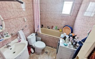 Vanzare casa Andronache - Poză 10