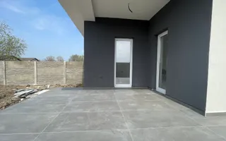 Duplex pe parter de vanzare in Bucovat - Poză 11