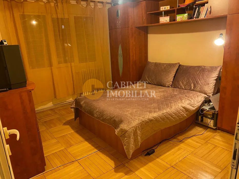Nicolina- Apartament 2 Camere Decomandat Bloc 1986 - Poză 1