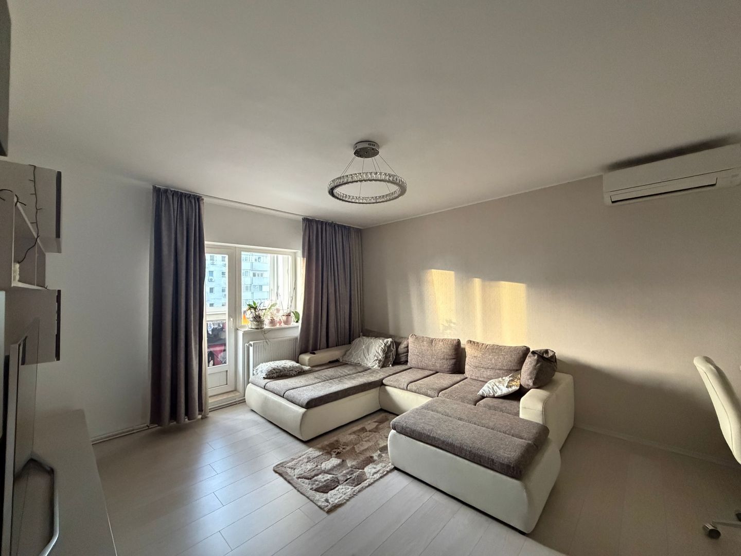 APARTAMENT 2 CAMERE CENTRALA PROPRIE NERVA TRAIAN - Poză 1