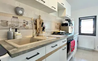 Apartament cu 2 camere complet mobilat si utilat la etajul 1 in Giroc la asfalt. - Poză 12