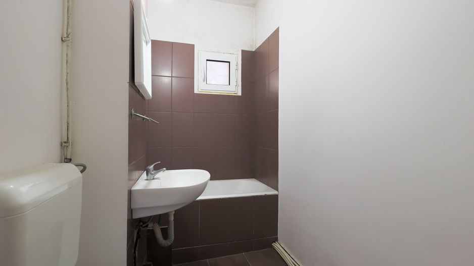 PRET NOU! Apartament decomandat 3 camere - str. Horia - COMISION 0% - Poză 6