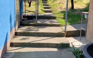Casă de vânzare în Costești, Iași, mobilată, la 7 km de Târg Frumos - Poză 4