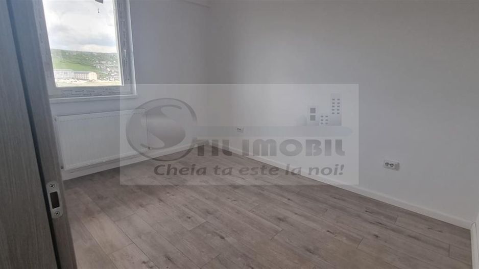 Apartament 2camere Bucium + curte 25mp - Poză 4