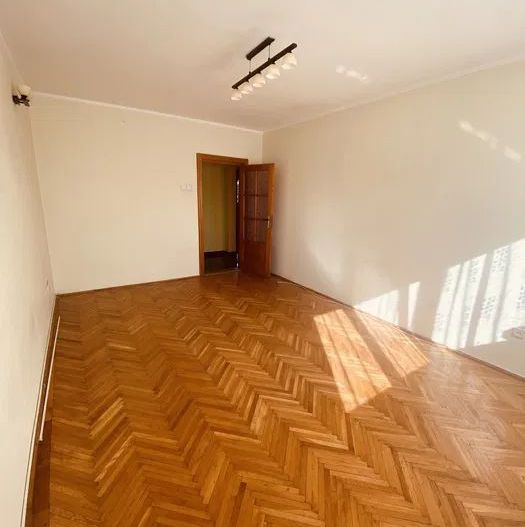 Apartament 3 camere Tiglina 2 - Poză 3