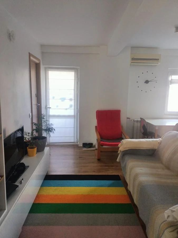 Apartament cu 3 camere de vanzare - Aviatiei - Poză 5