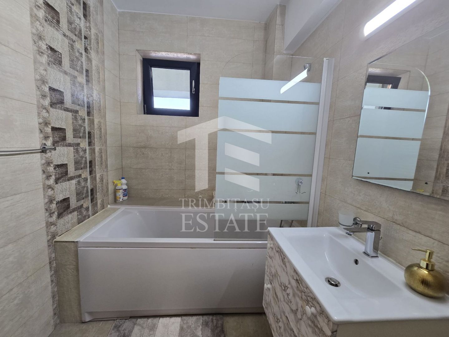 MAMAIA NORD- Apartament de inchiriat pe termen lung. - Poză 14