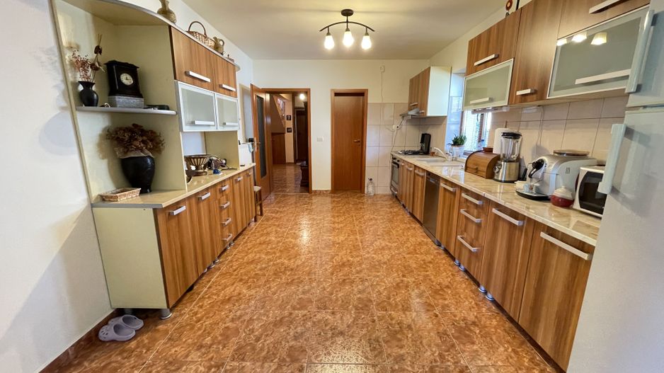 Casa P+1 in zona Blascovici - Poză 7