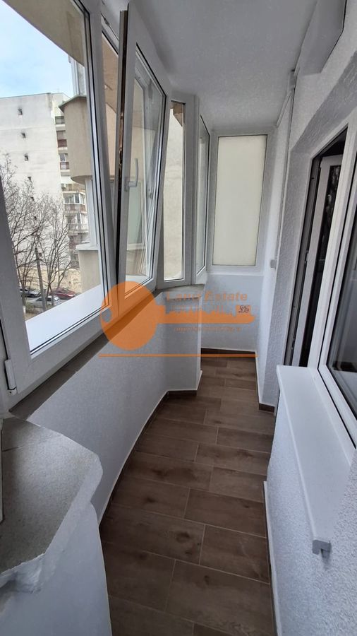 Apartament cu 3 camere in zona Nerva Traian - Poză 8