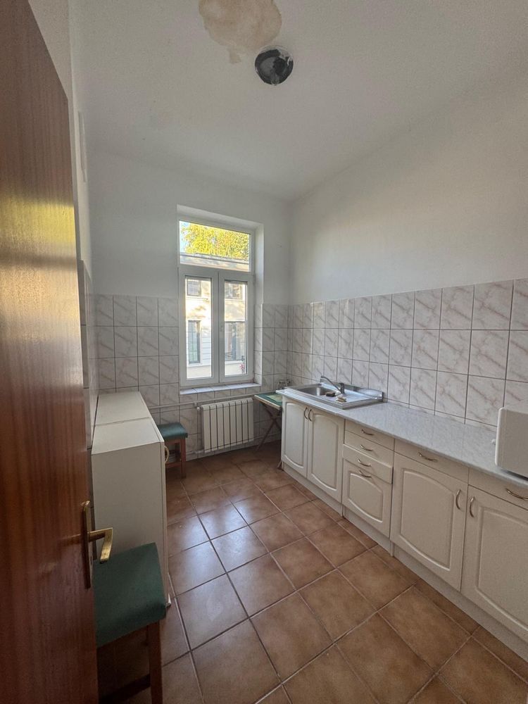 Casa de vanzare langa Parcul Carol - Poză 2