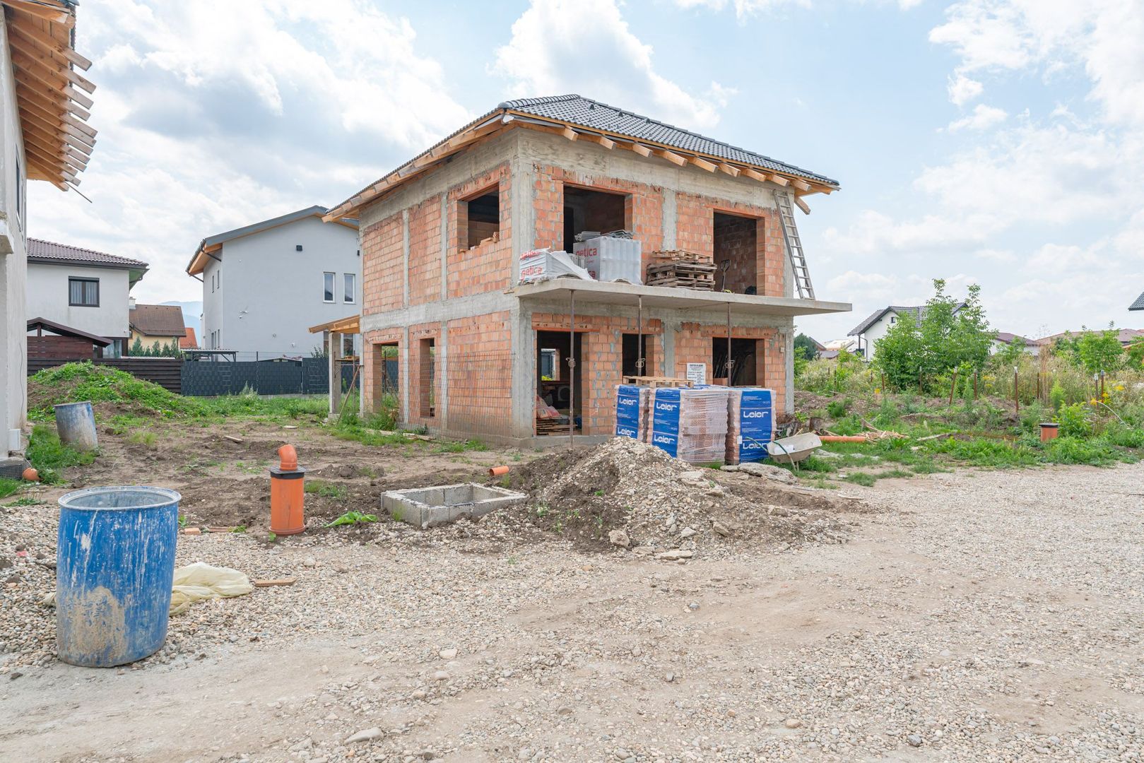 Casă Individuală în Bartolomeu, Brașov - Vânzare ”La Roșu”! - Poză 2