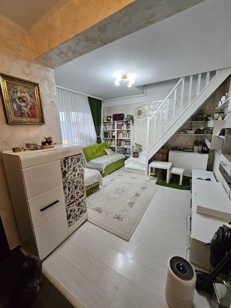 Apartament 3 camere de vânzare - Poză 4