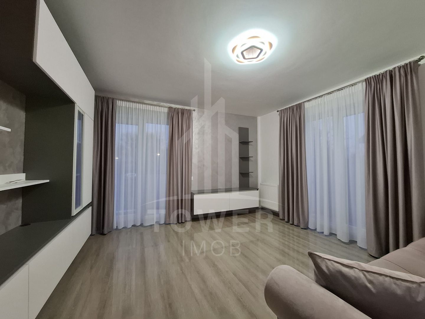 Apartament 3 camere – Nou, prima închiriere | Mobilat și utilat modern | 75 mp | - Poză 1