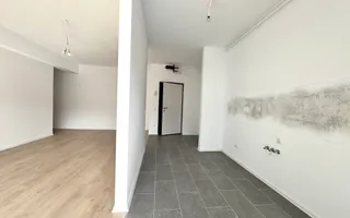 3 camere. Dormitor matrimonial cu baie en-suite. 83 mp Utili. - Poză 11