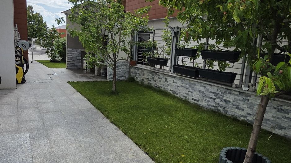 Vânzare vilă 6 camere | Vedere Lacul Grivița - Poză 19