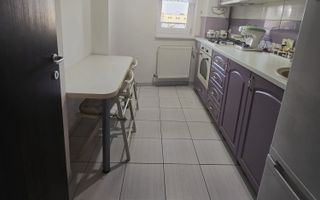 Închiriere Apartament cu 2 camere, centrala proprie, decomandat, Titan - Poză 2