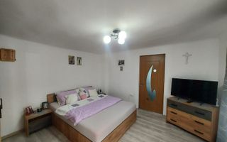 Casa de vânzare Sibiu | 2 camere | Gusterița, 50 mp, curte - Poză 3
