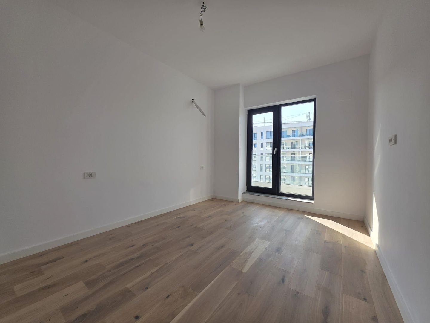 Apartament Finalizat 3 camere First Estates Pipera + parcare inclusa - Poză 7