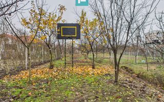 Două case pe un teren generos în Ghiroda - Poză 27