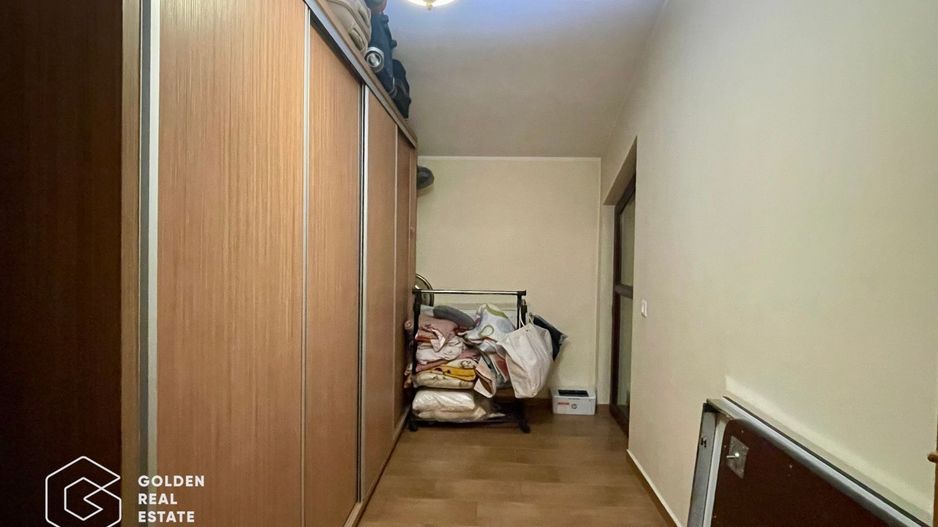 Casă generoasă pentru activități comerciale- Calea Vitan - Poză 4