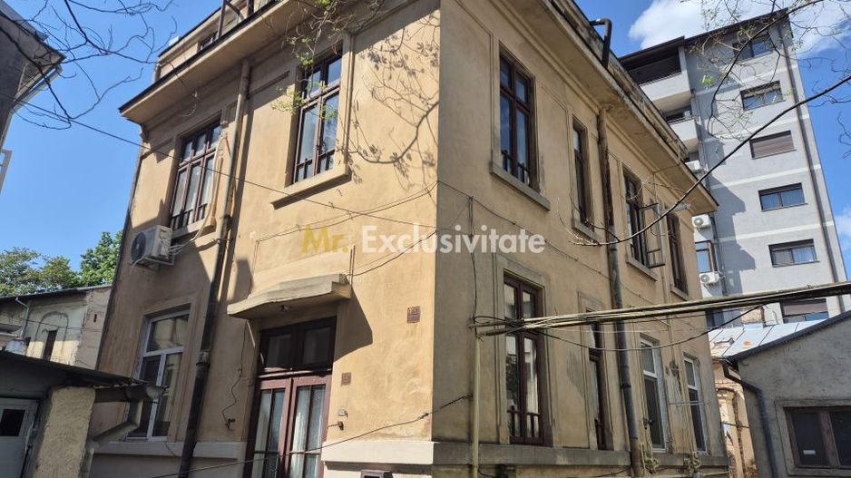 Apartament sic intr-un bloc vila interbelica - Poză 2