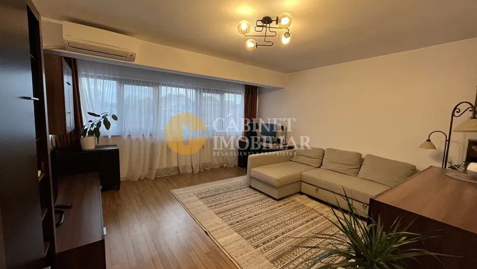 Cug Etaj 3 cu Pod Apartament cu 2 Camere Decomandat 60 mp - Poză 1