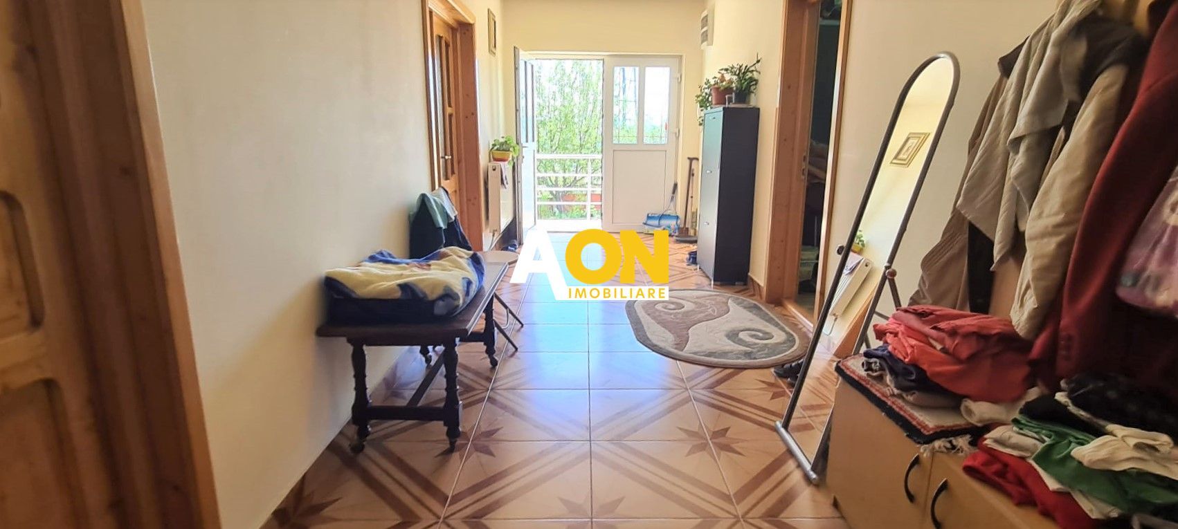 Vila pretabila pensiune + restaurant,  10 camere,  1000MP teren - Poză 11