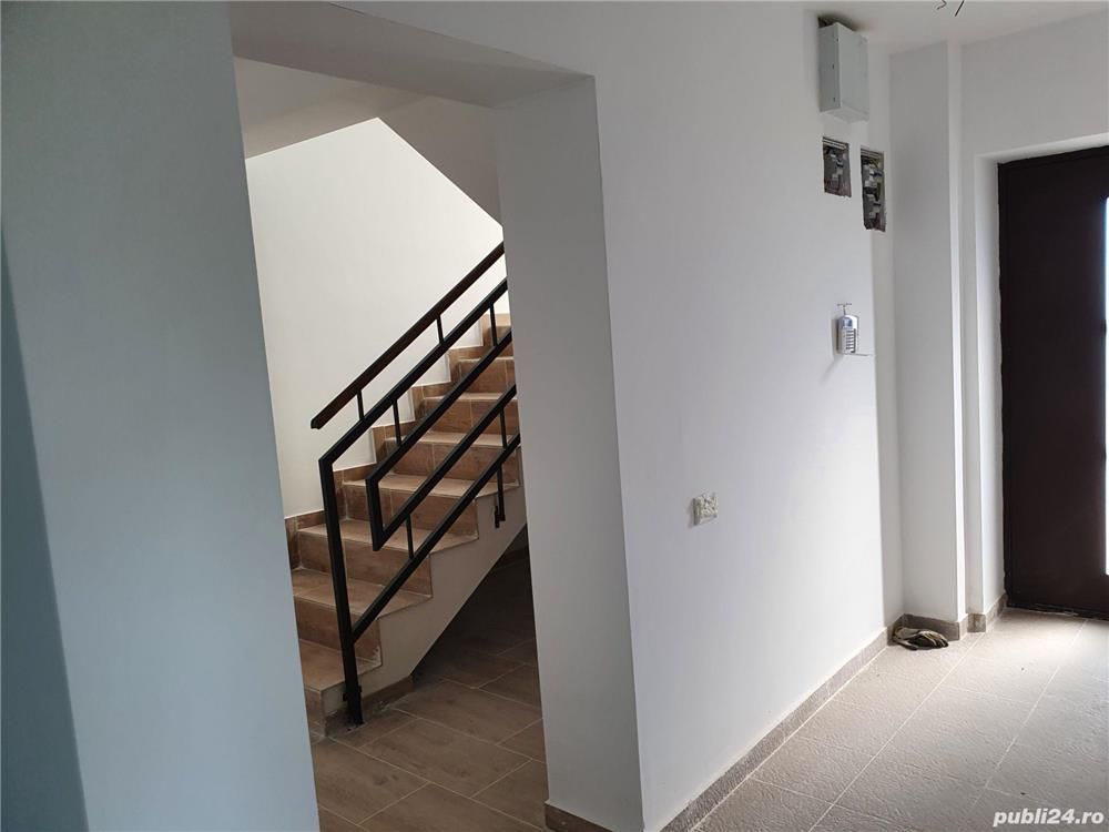 Casa tip duplex Pipera zona verde visavis Porsche Bucuresti Nord 185000 euro - Poză 3