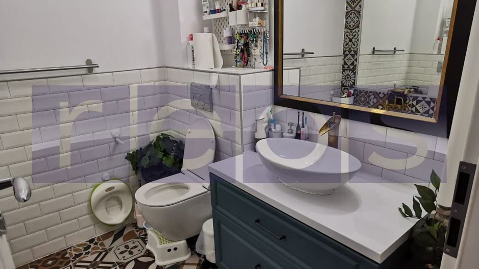 VANZARE APARTAMENT 3 CAMERE 74MP RENOVAT TRAPEZULUI PARCARE INCLUS - Poză 13