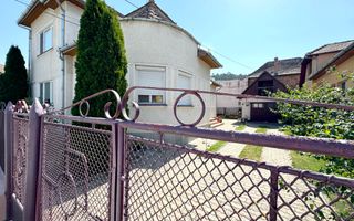 Casa cu 4 camere/teren 396mp/Garaj/Str.Stefan Augustin. - Poză 2