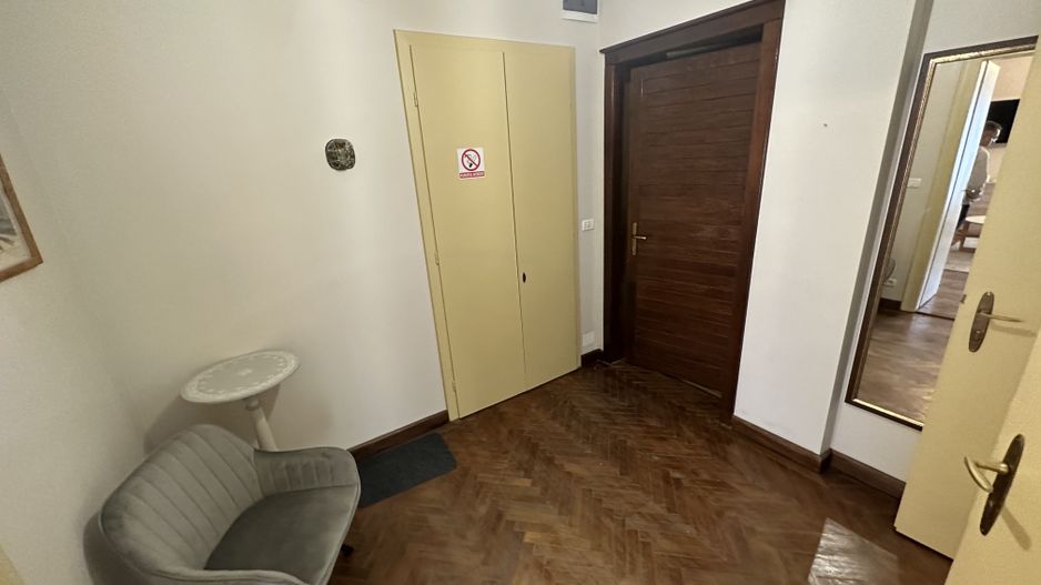 Apartament in vila zona Popa Sapca - Poză 12