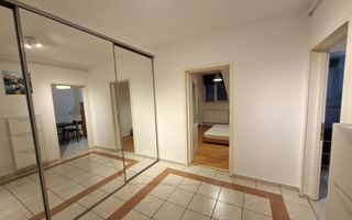 Apartament 2 camere 64 mp utili pivnita si parcare privata in Strand - Poză 2