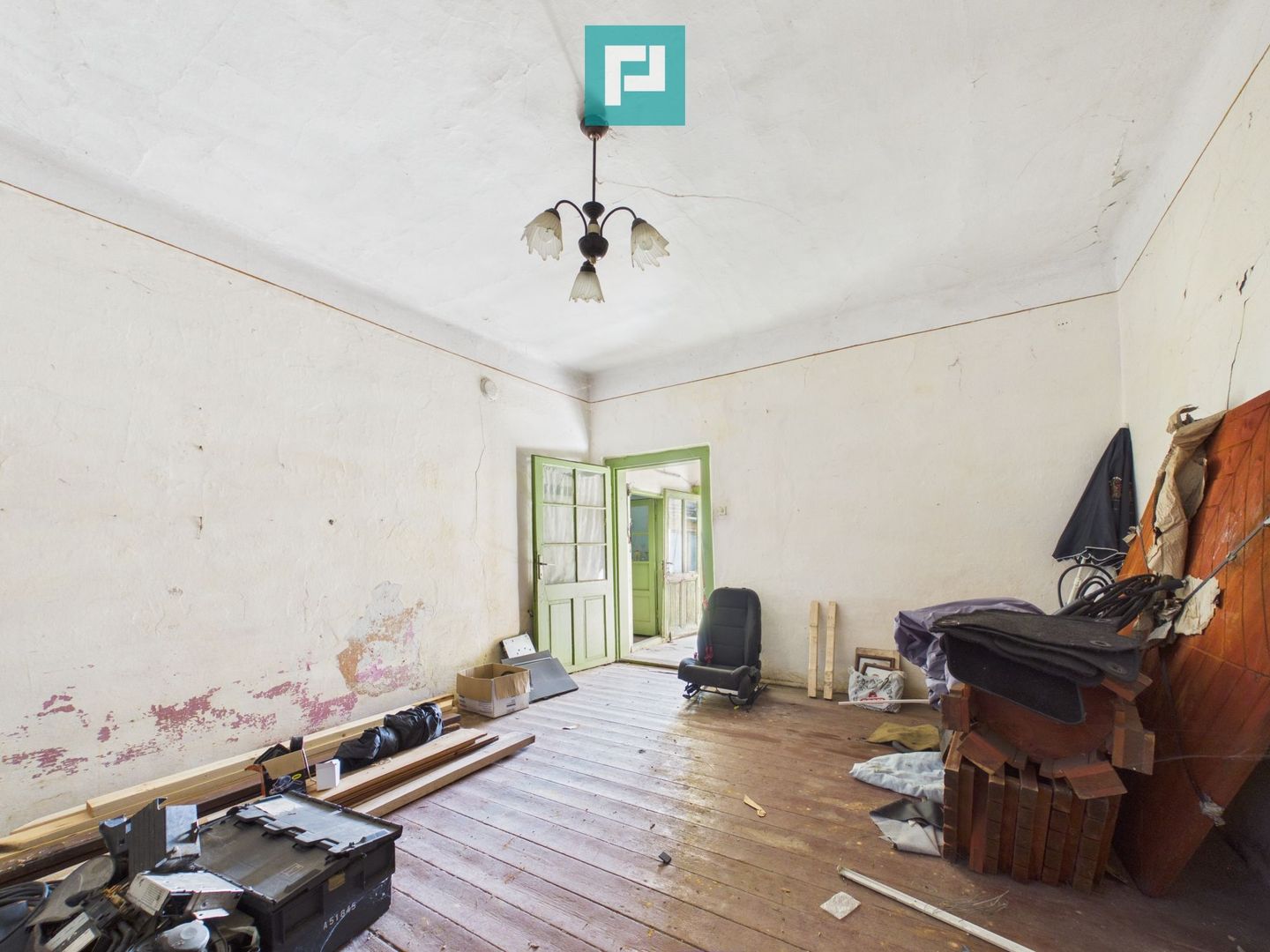 Casa de caramida de renovat,zona Tabacovici - Poză 8