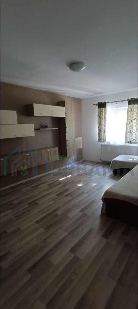 Apartament 2 camere de inchiriat, zona Canta, bloc 530, Liteni - Poză 1