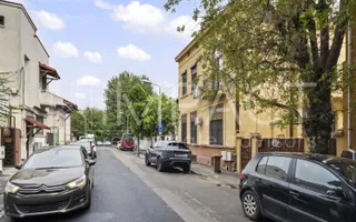 APARTAMENT DEOSEBIT CU 3 CAMERE IN VILA || CURTE - Poză 23