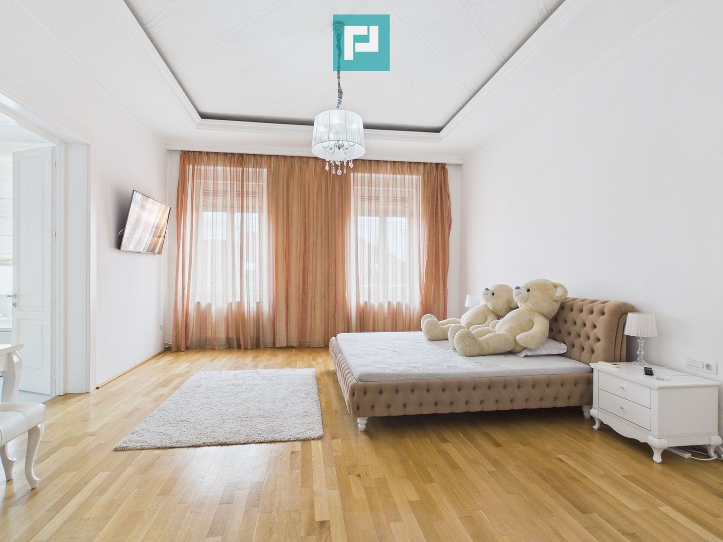 Apartament deosebit în clădire istorică central - Poză 28