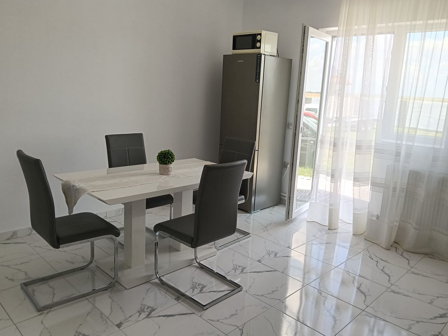 Casa Individuala Becicherecu Mic,P+M,3 Camere,2 Bai,Mobilata si Utilata - Poză 5