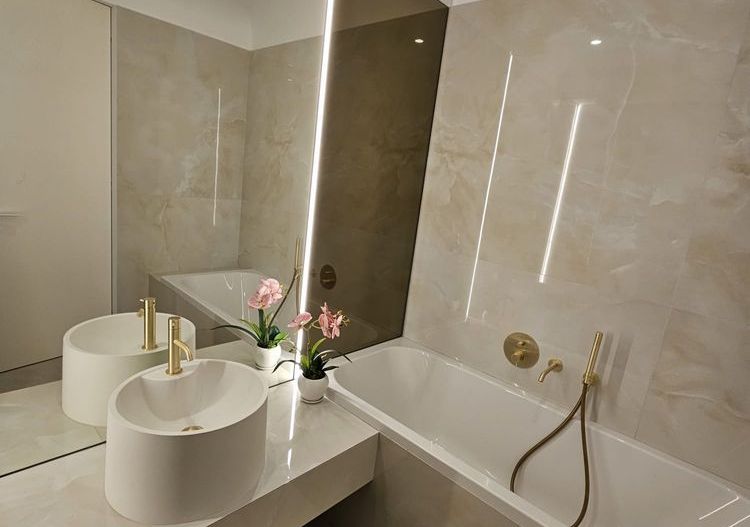 Prima inchiriere | apartament 2 camere cu loc parcare | Cortina North - Poză 1