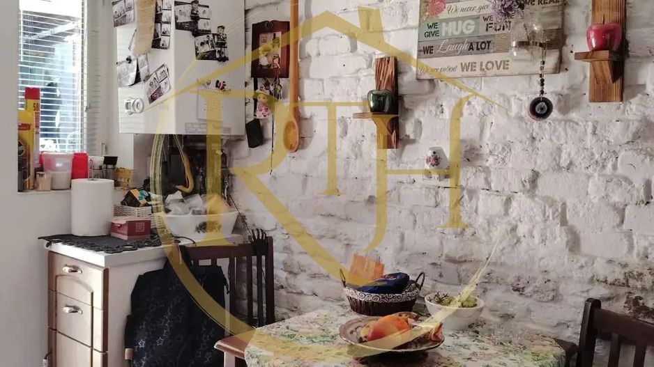 Oferim spre vanzare un apartament cu 1 camera la curte comuna  Timisoara - Poză 4