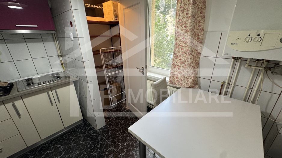 Apartament cu 3 camere,  decomandat, 54 mp, zona E-ON - Poză 10