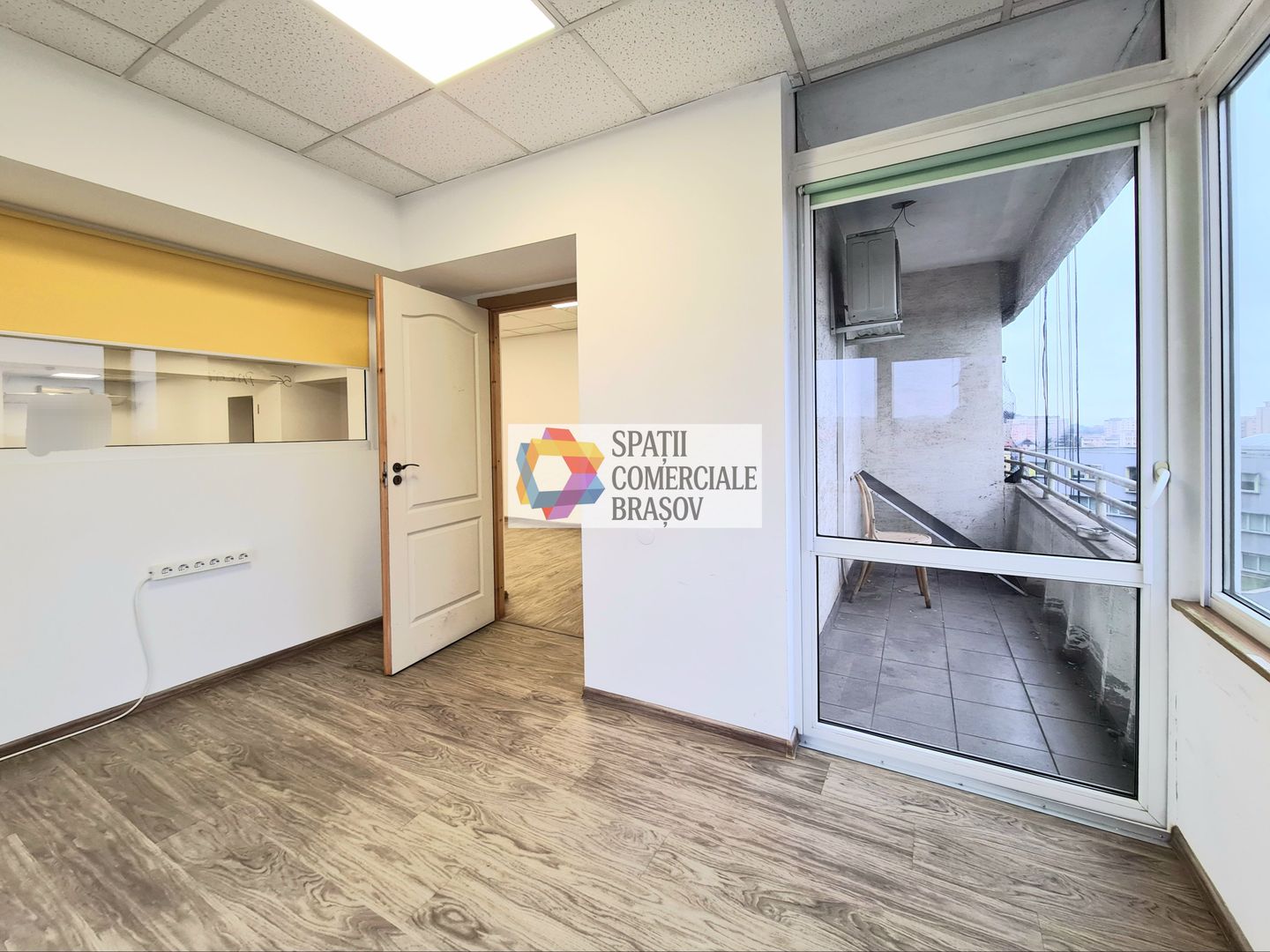 Spatiu birouri de închiriat Brasov - 130 mp  # spatii-comerciale-brasov.ro - Poză 8
