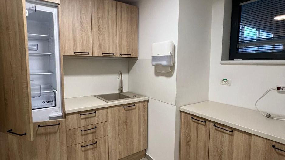 Comision 0 Spațiu birouri 140 mp, luminos, lift și recepție Bd. Dacia - Poză 6