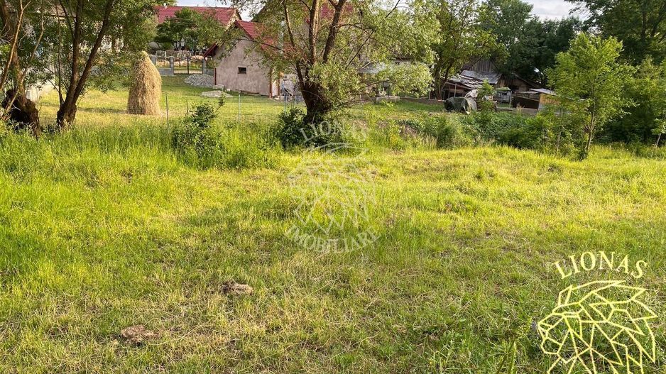 Teren Intravilan 1140 mp cu utilitati-ideal casa-Sigmir - Poză 2